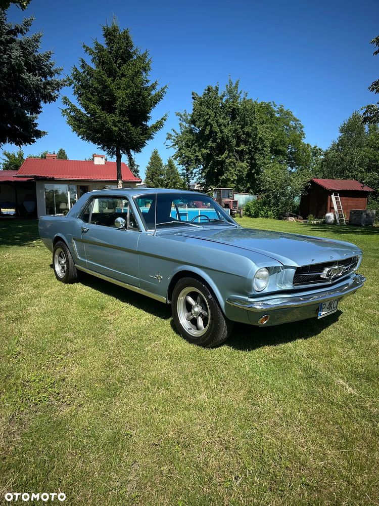Ford Mustang - 2