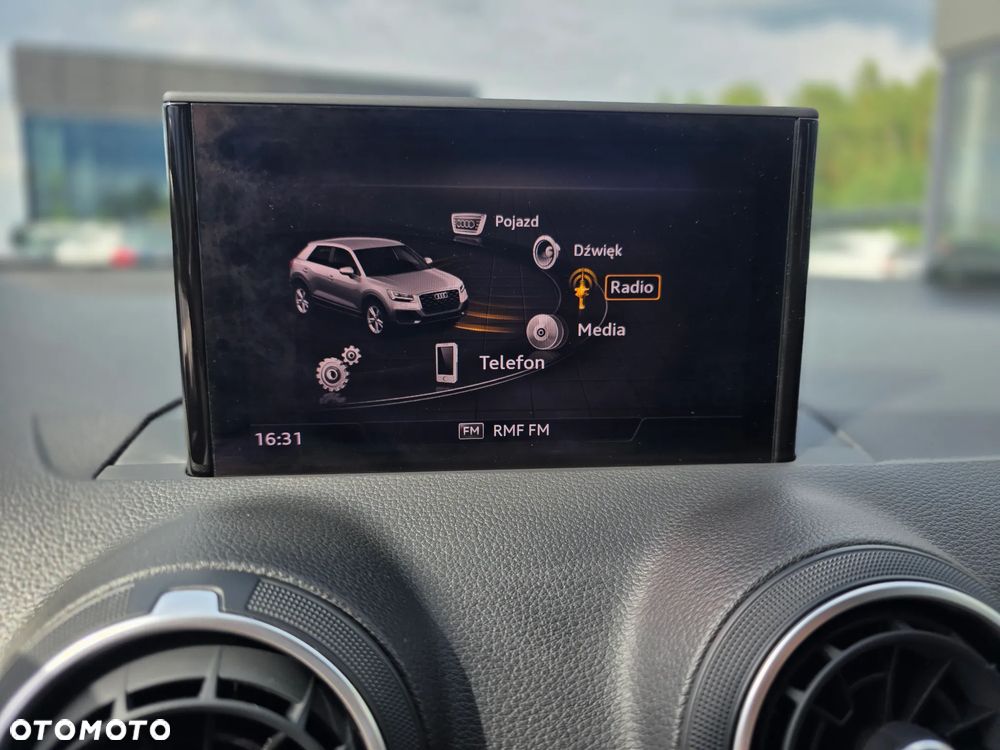 Audi Q2 30 TFSI Sport - 19
