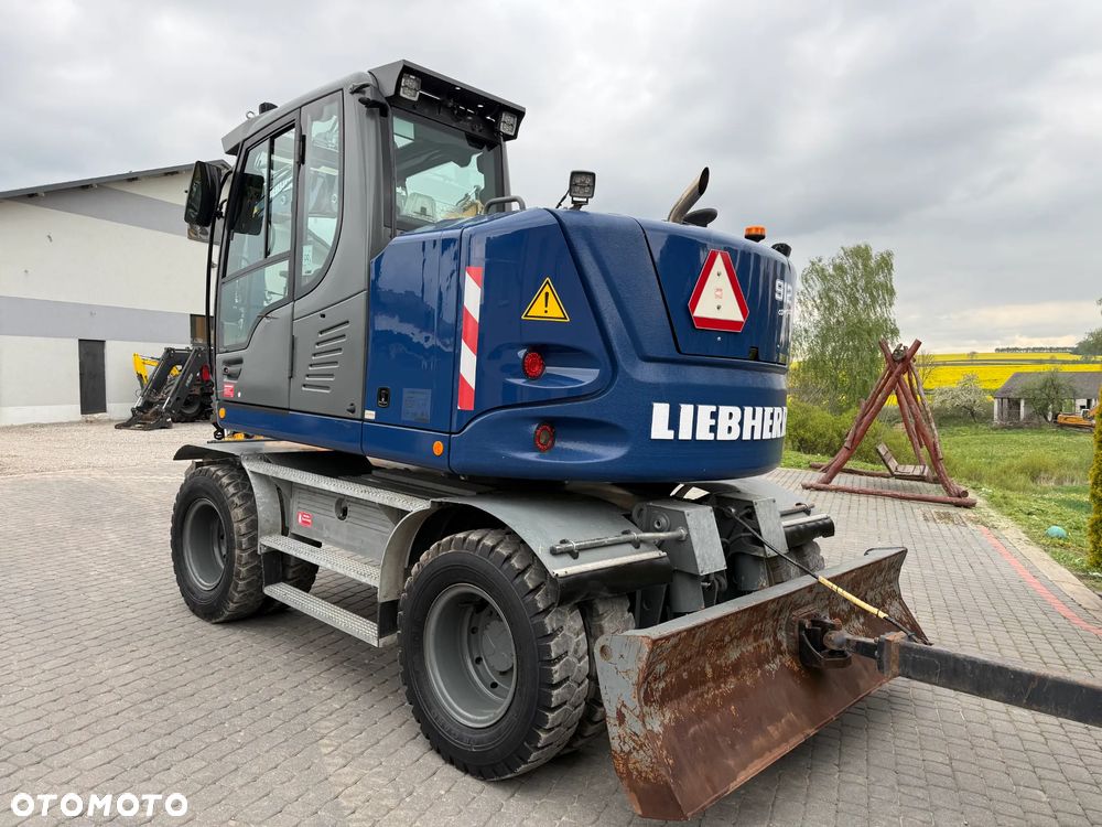 Liebherr 912 Rototilt + Szczypce - 5