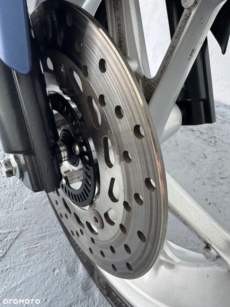 Yamaha NMAX - 13