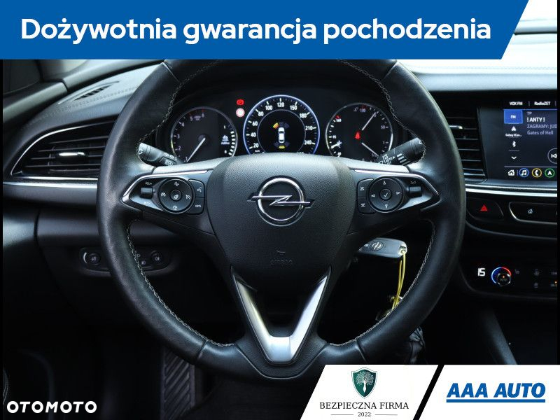Opel Insignia - 22