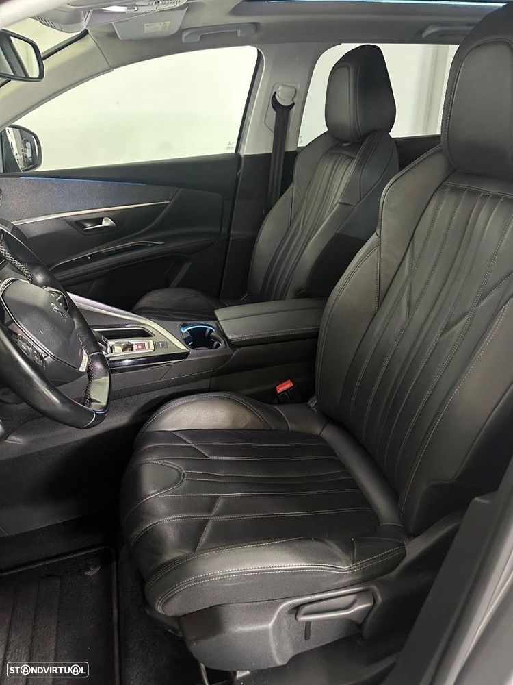 Peugeot 5008 PureTech 130 EAT8 Stop & Start Allure Pack - 13