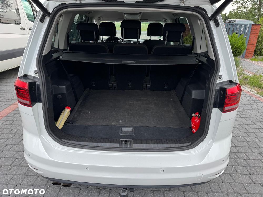 Volkswagen Touran 1.4 TSI BMT Comfortline DSG - 10