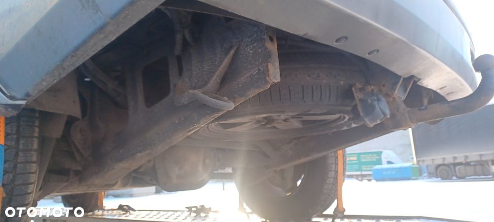 Jeep Commander 3.0 CRD DPF Automatik Overland - 18