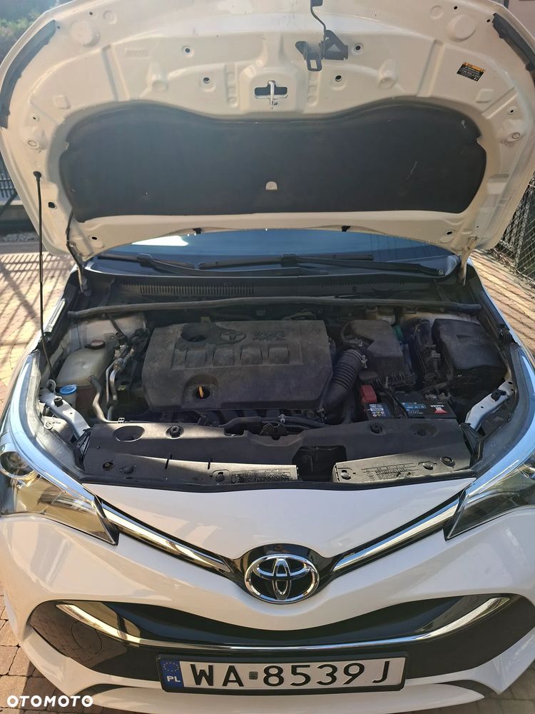 Toyota Avensis Touring Sports 1.8 Multidrive S Edition-S - 17