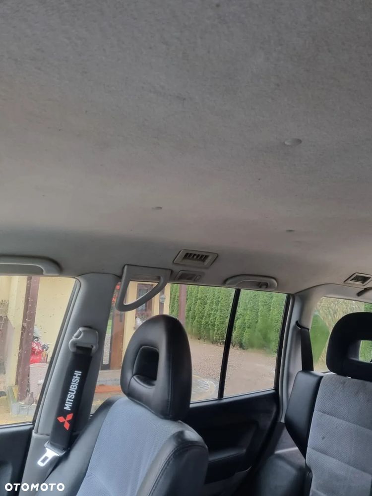 Mitsubishi Pajero 3.2 DID - 12