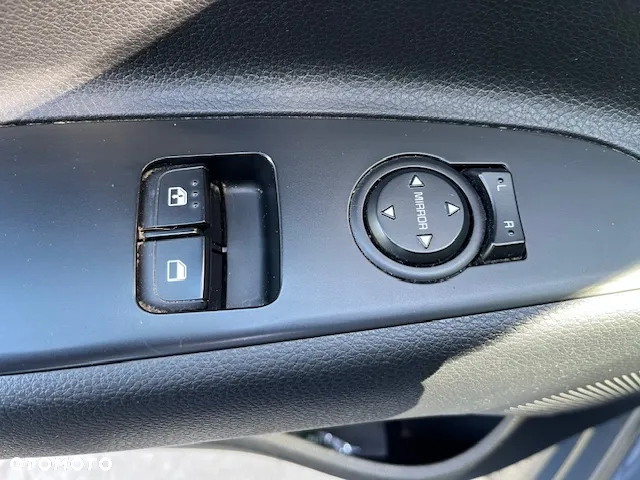 Kia Rio 1.2 M - 8