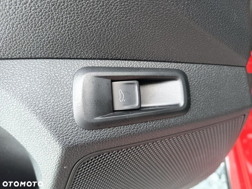 Skoda Kamiq 1.5 TSI Monte Carlo DSG - 23