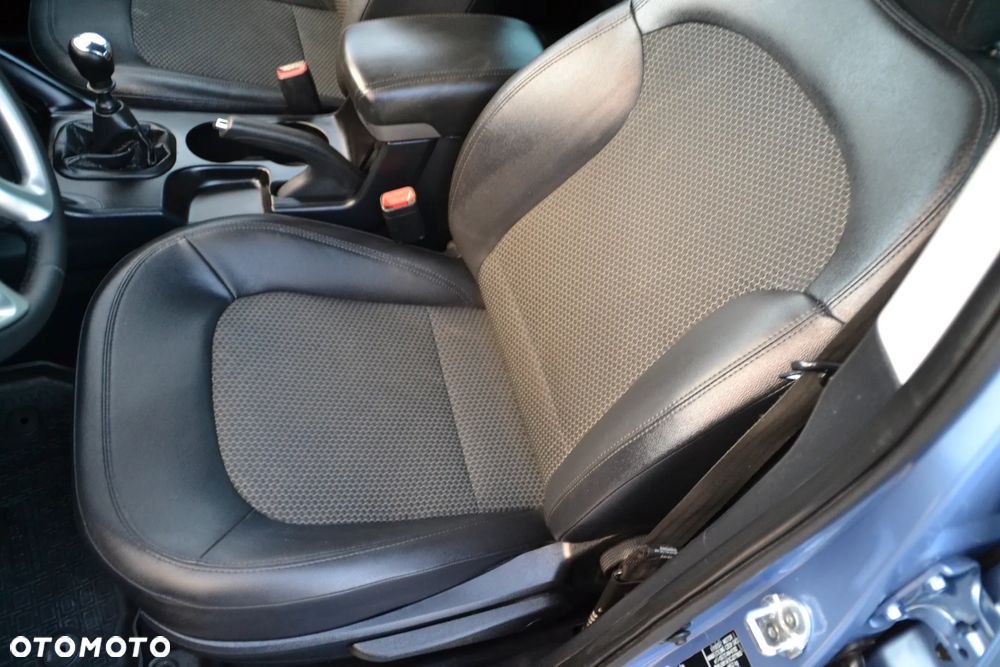 Hyundai ix35 1.6 2WD 5 Star Edition - 16