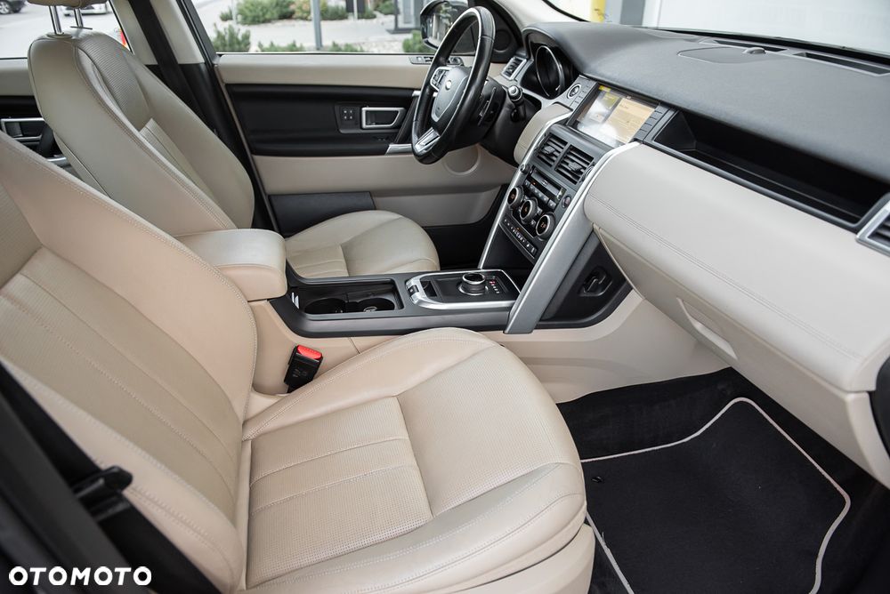 Land Rover Discovery Sport TD4 HSE - 33