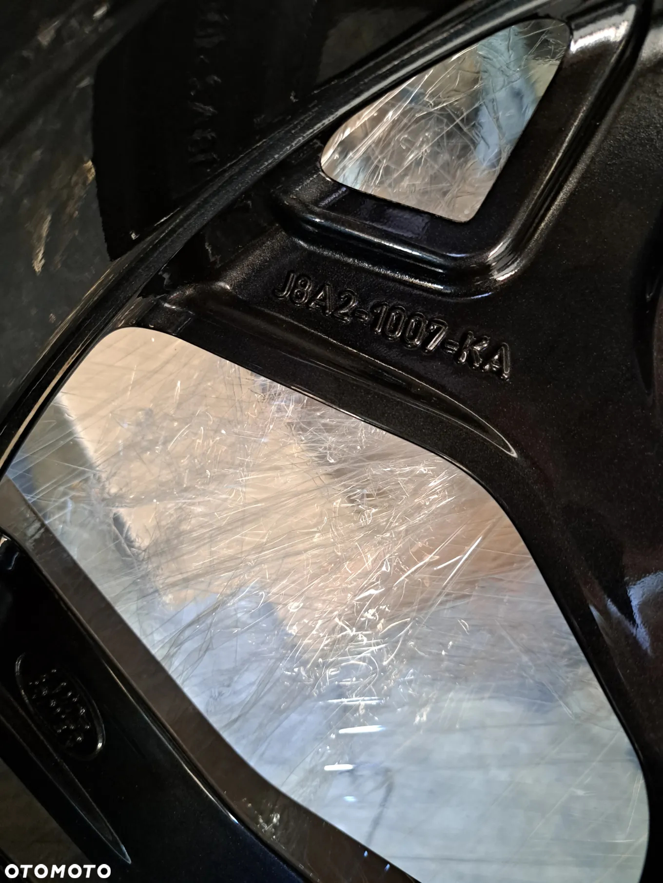 Felga Aluminiowa RANGE ROVER VELAR L560 21 Cali LR093827 J8A2-1007-JA/KA 8.5Jx21CH ET 45 5047 5 SPLIT-SPOKE DIAMOND TURNED FINISH - 12