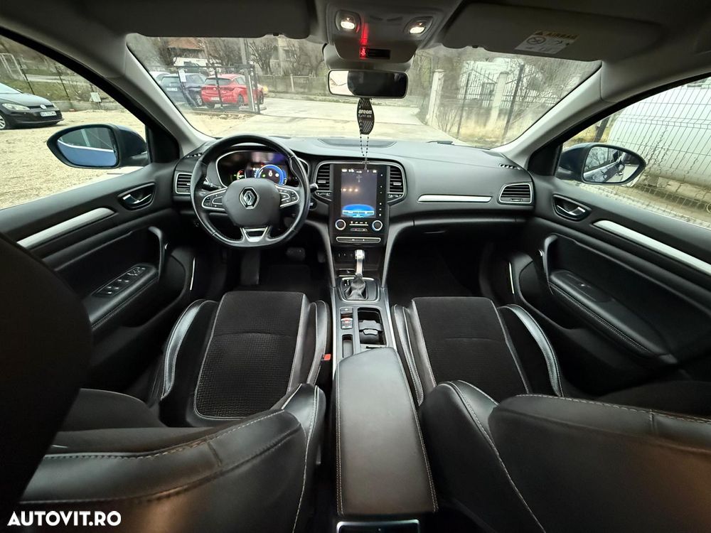 Dezmembrez Renault Megane 4 2017 1.5 dci Automat - 5
