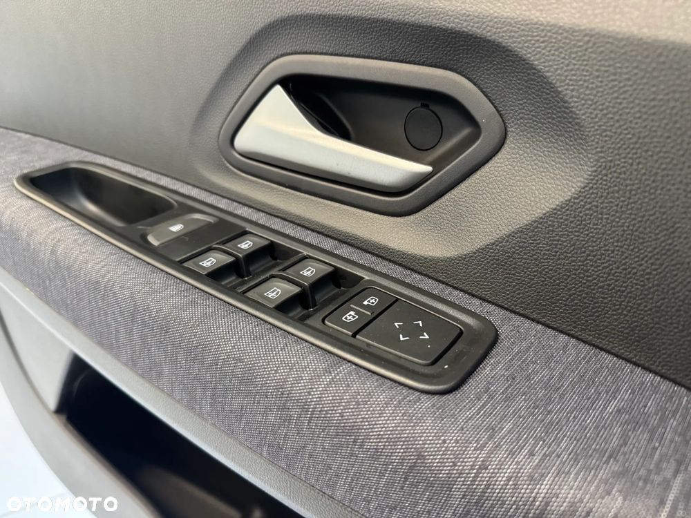 Dacia Sandero 1.0 TCe100 Expression - 17