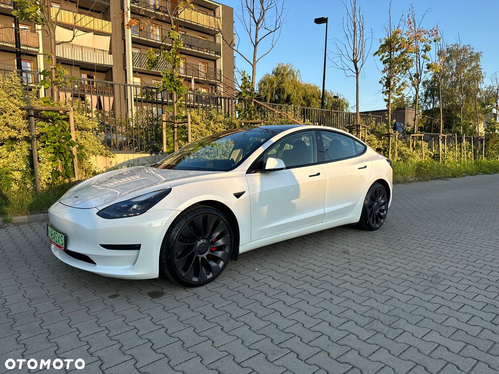 Tesla Model 3 - 7