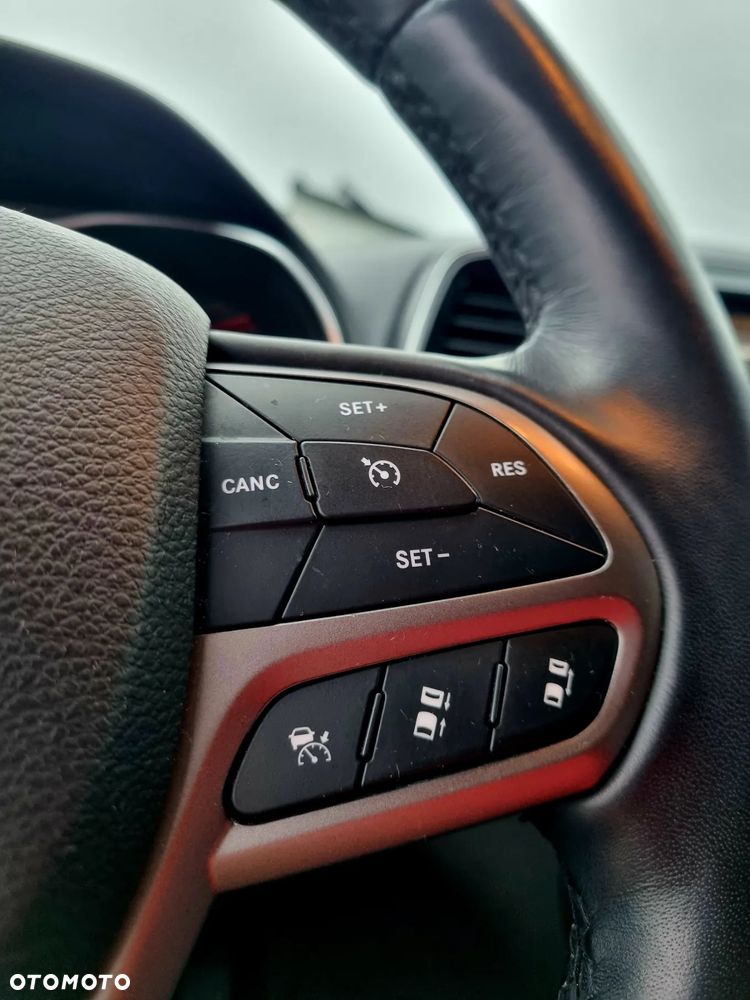 Jeep Cherokee 3.2 V6 Pentastar Active Drive I Automatik Limited - 14