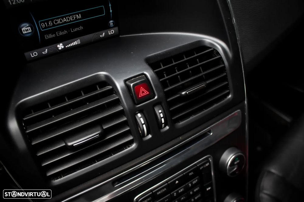 Volvo XC 60 2.0 D4 Inscription - 23