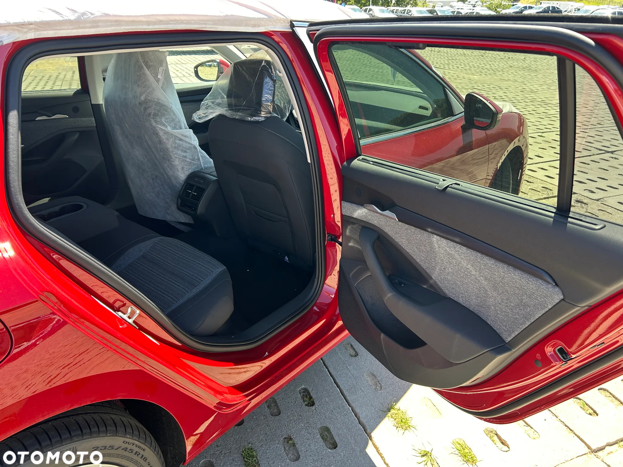 Skoda Superb 2.0 TDI SCR 4x4 Edition 130 DSG - 10