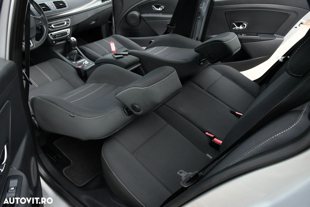 Renault Megane ENERGY dCi 110 GT LINE - 24