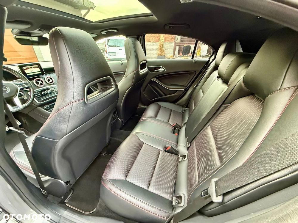 Mercedes-Benz Klasa A 220 CDI - 18