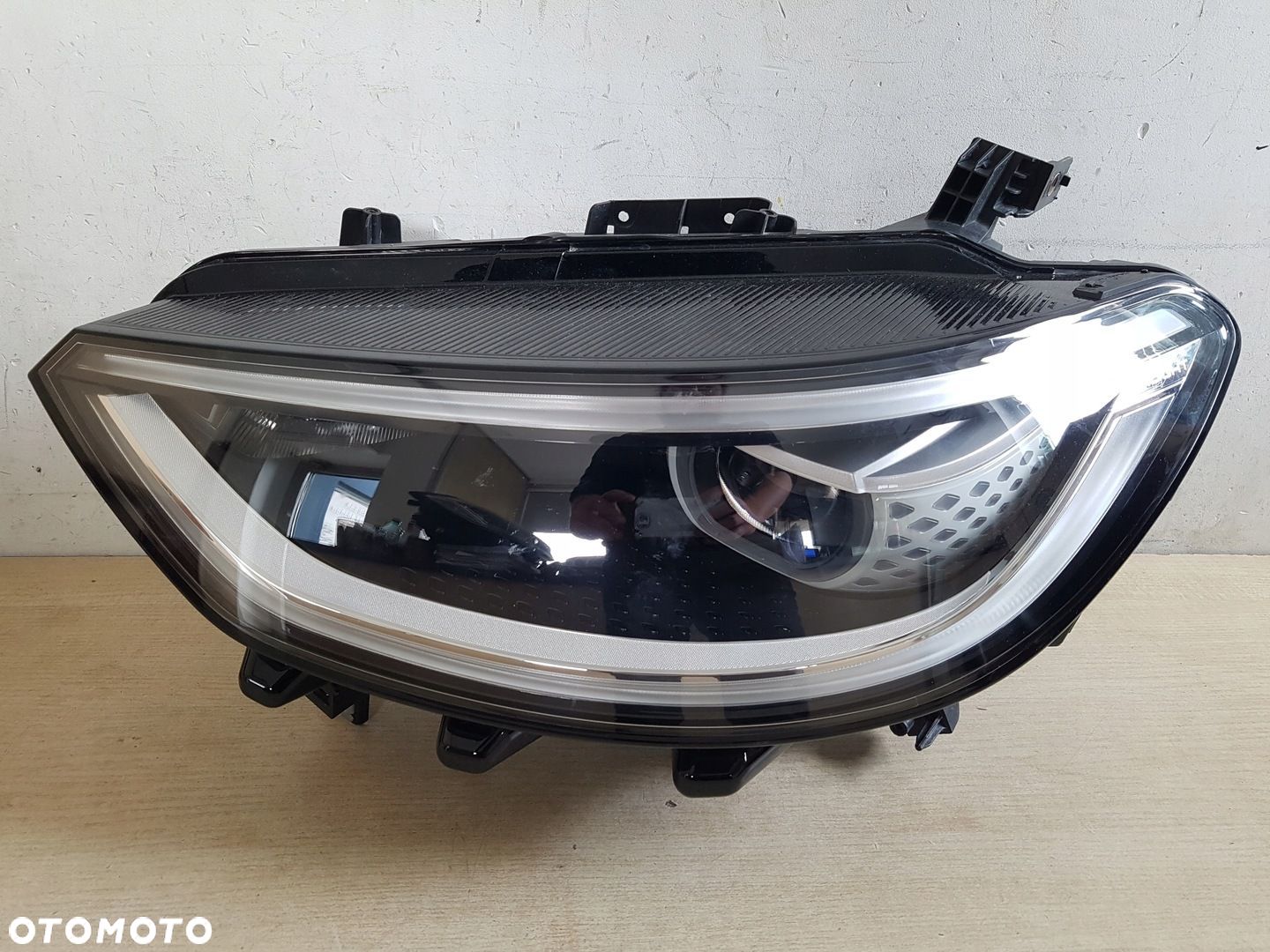 VW ID3 ID.3 lewy reflektor IQ LED lampa 10B941077A - 1