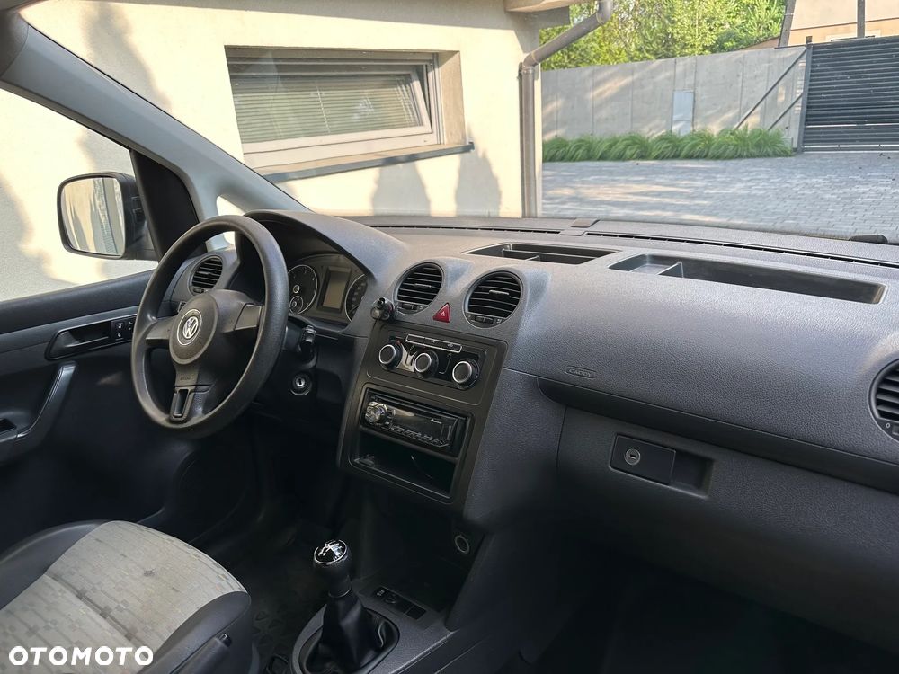 Volkswagen Caddy - 10