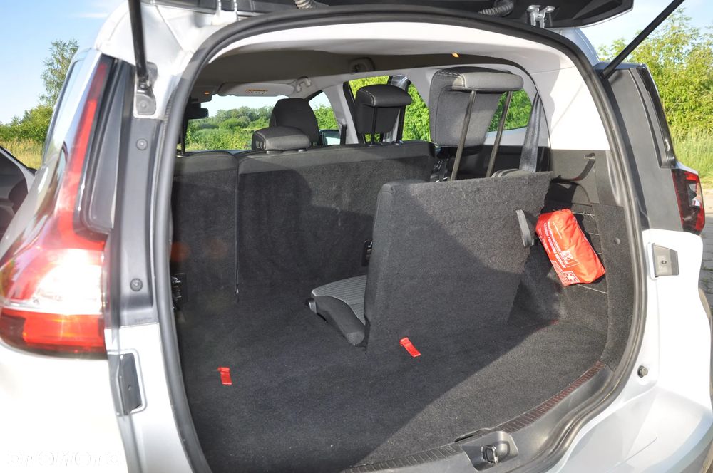 Renault Scenic 1.5 dCi Intens - 9