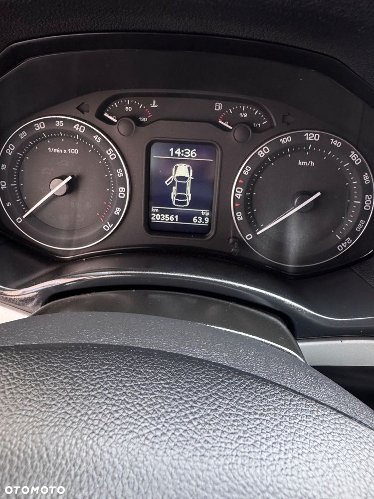 Skoda Octavia 2.0 FSI Ambiente Tiptr - 11