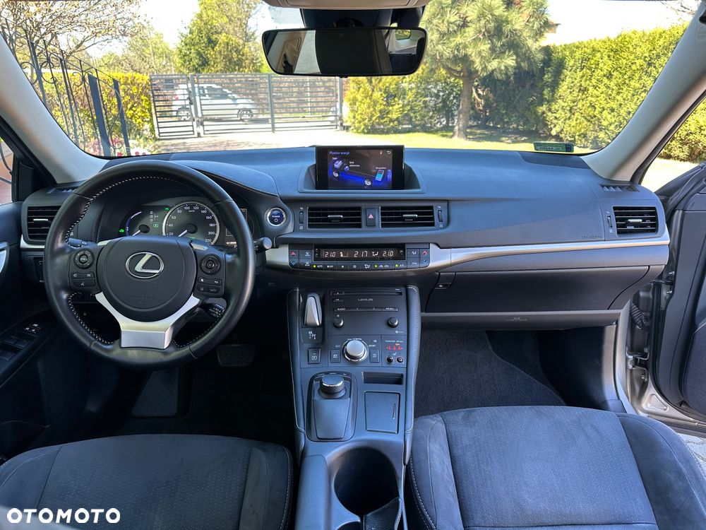 Lexus CT 200h Prestige - 16