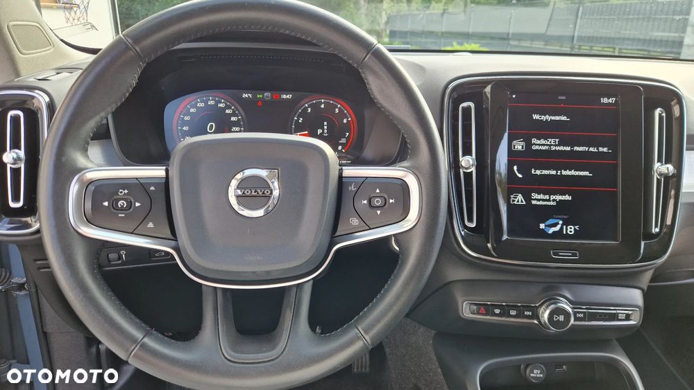 Volvo XC 40 T3 Momentum - 14