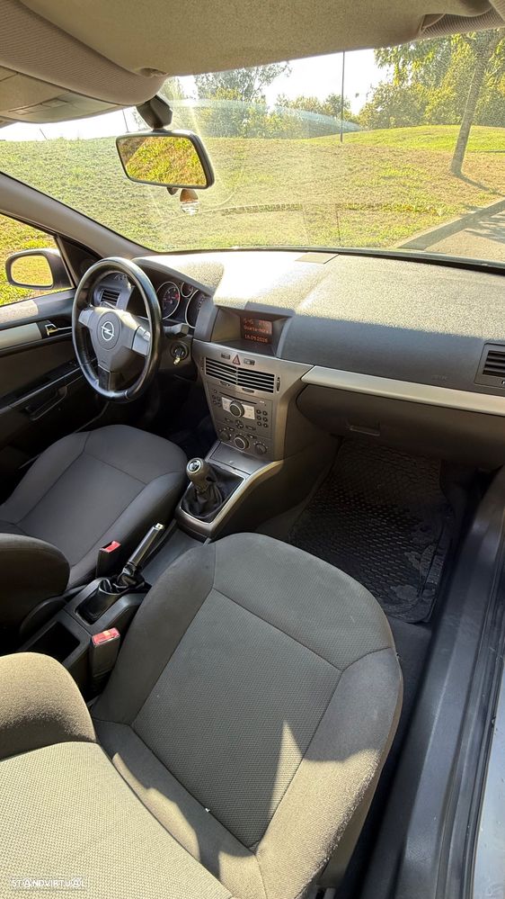 Opel Astra 1.3 CDTi Edition - 21