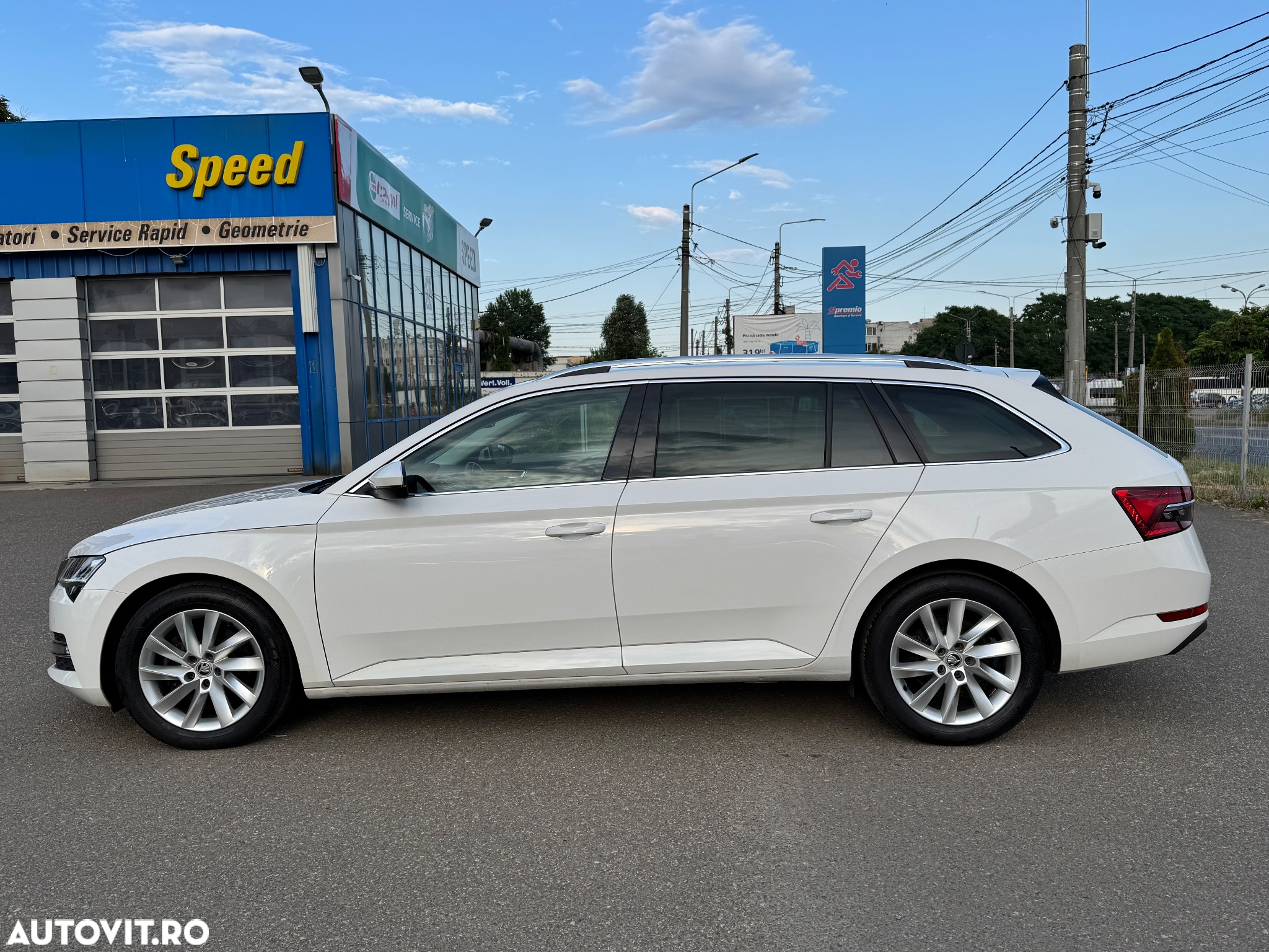 Skoda Superb Combi 2.0 TDI DSG Style - 15