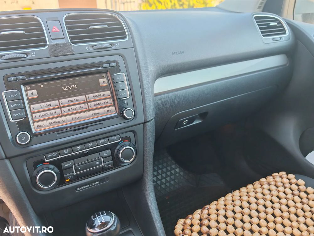 Volkswagen Golf 1.6 TDI DPF Trendline - 8