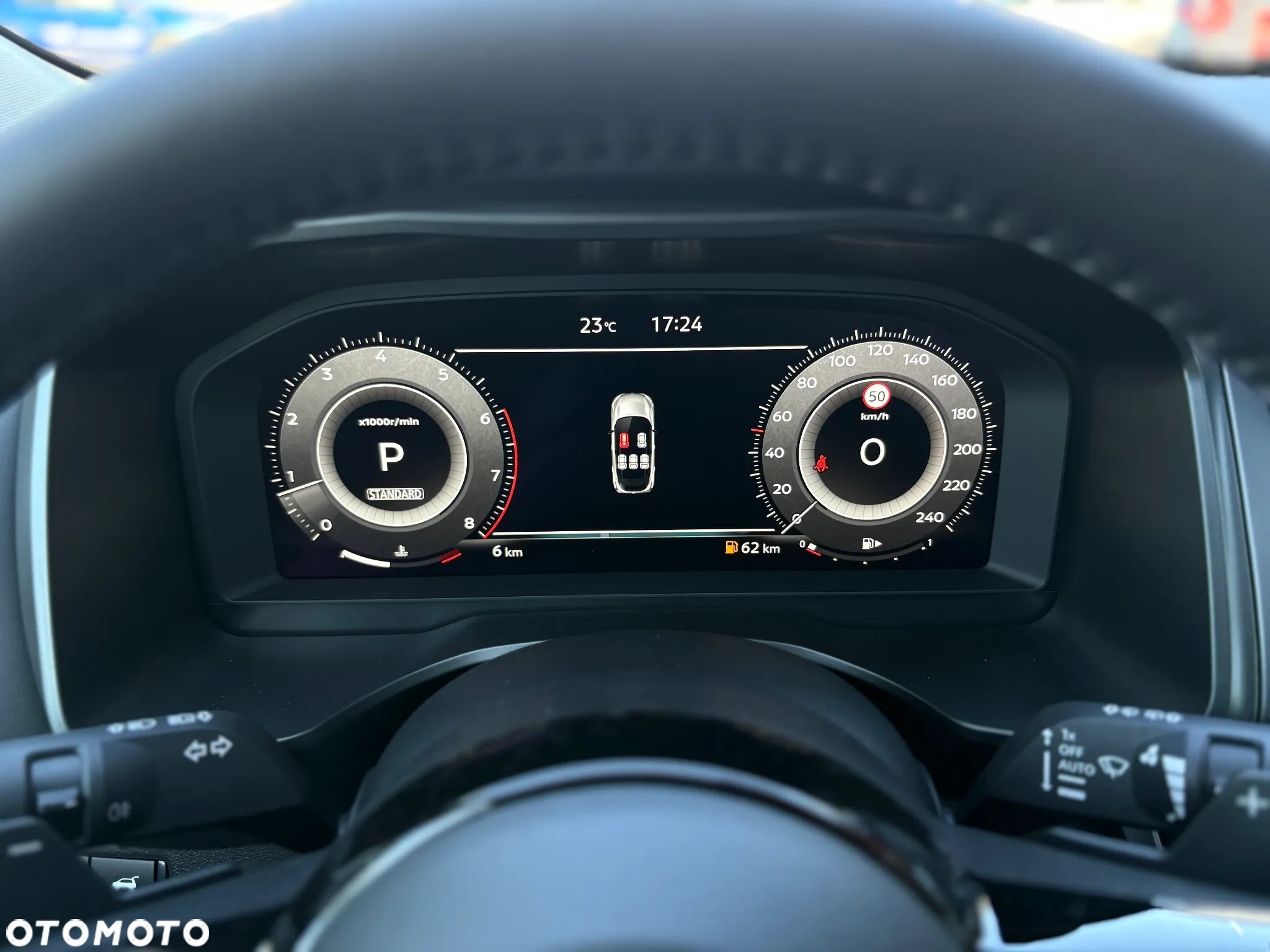 Nissan Qashqai 1.3 DIG-T mHEV N-Connecta Xtronic - 17