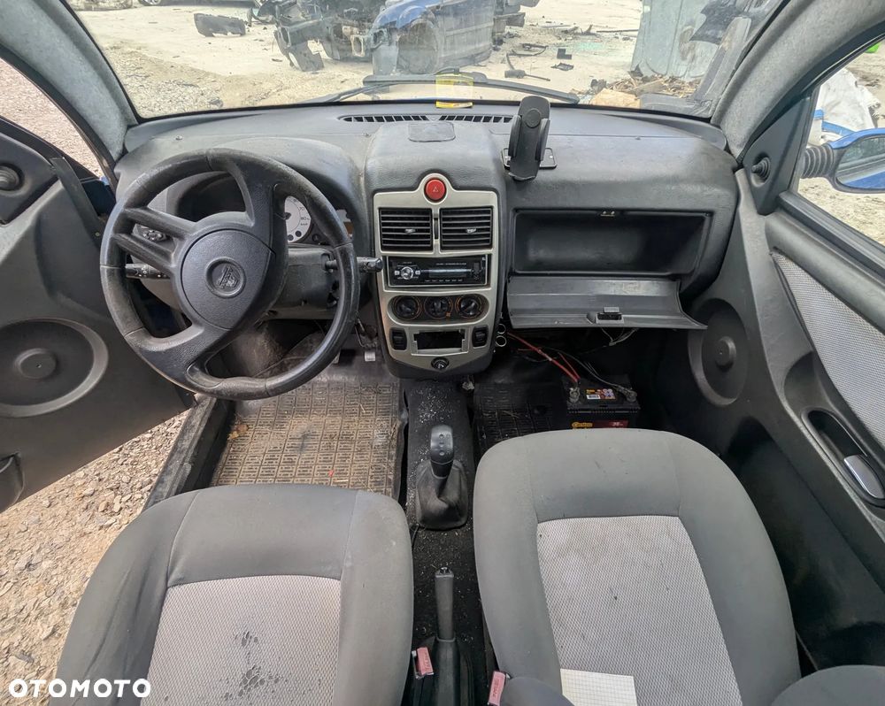 Aixam 2005 0.4 diesel - auto na części - 7