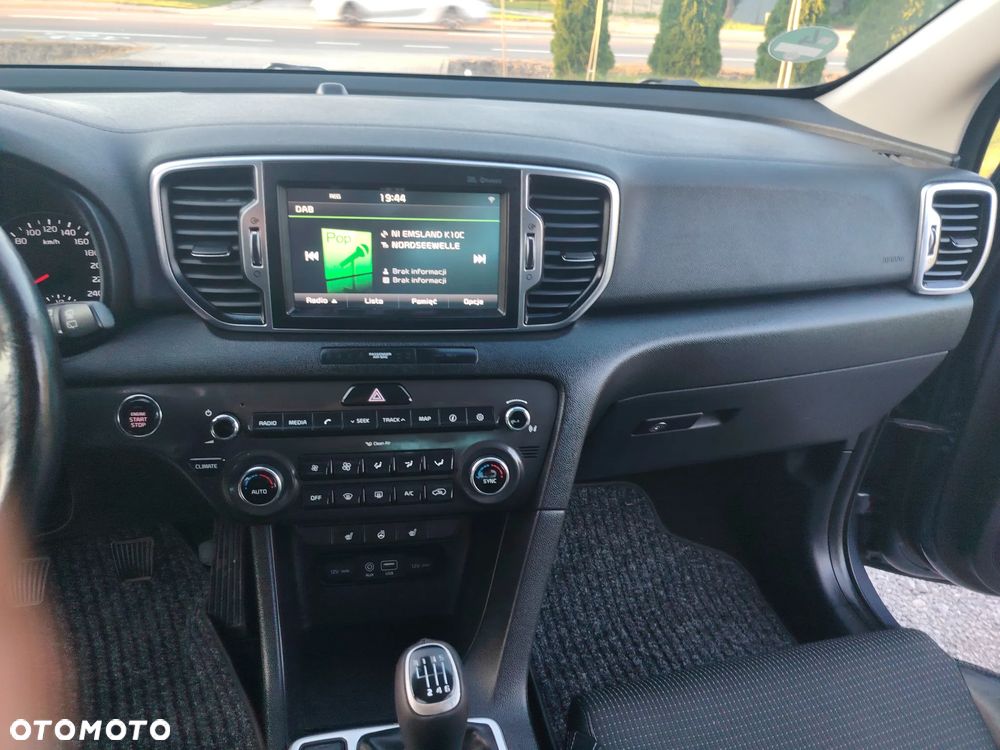 Kia Sportage 1.7 CRDI 2WD Dream-Team Edition - 19