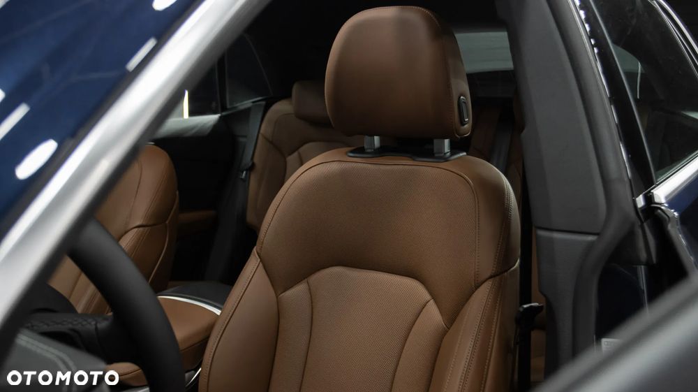 Audi Q8 55 TFSI quattro tiptronic - 18