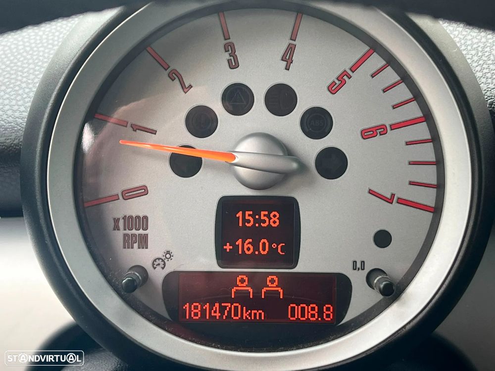 MINI 3 Portas Cooper D - 11