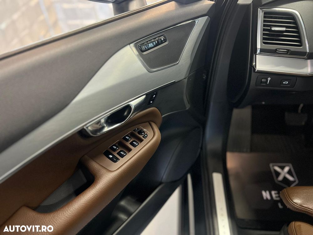 Volvo XC 90 D4 Momentum - 9