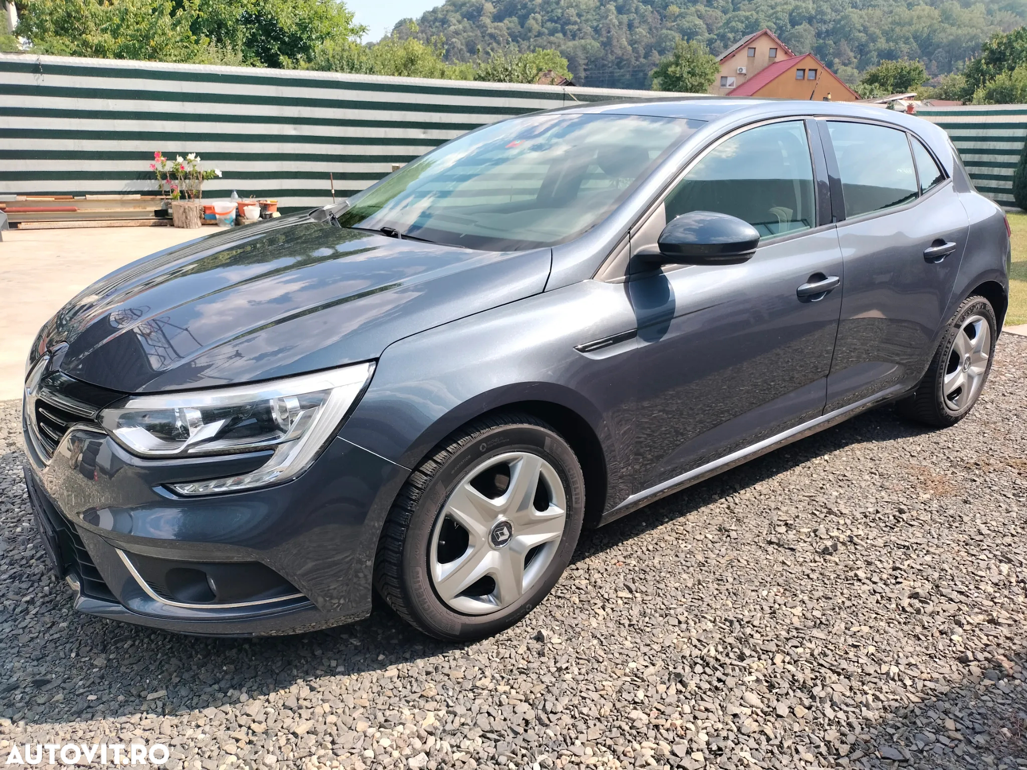 Renault Megane - 10
