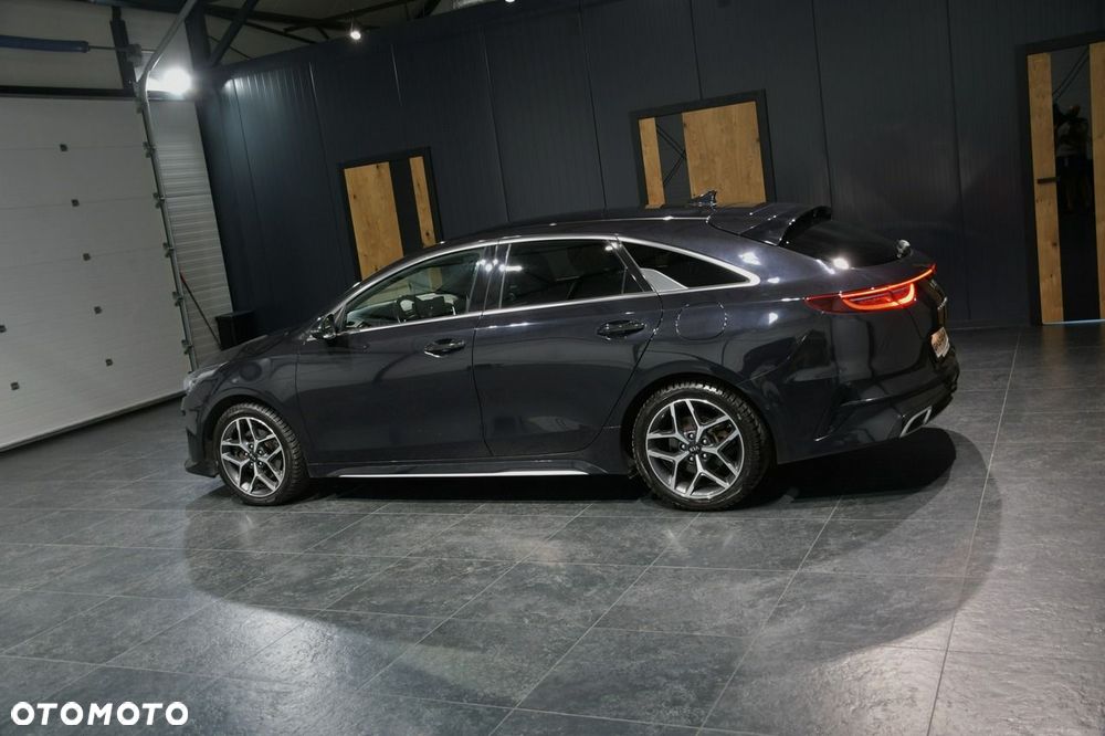 Kia ProCeed 1.6 CRDi GT Line DCT - 11