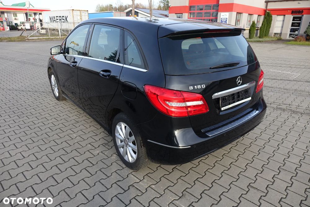 Mercedes-Benz Klasa B 180 - 7