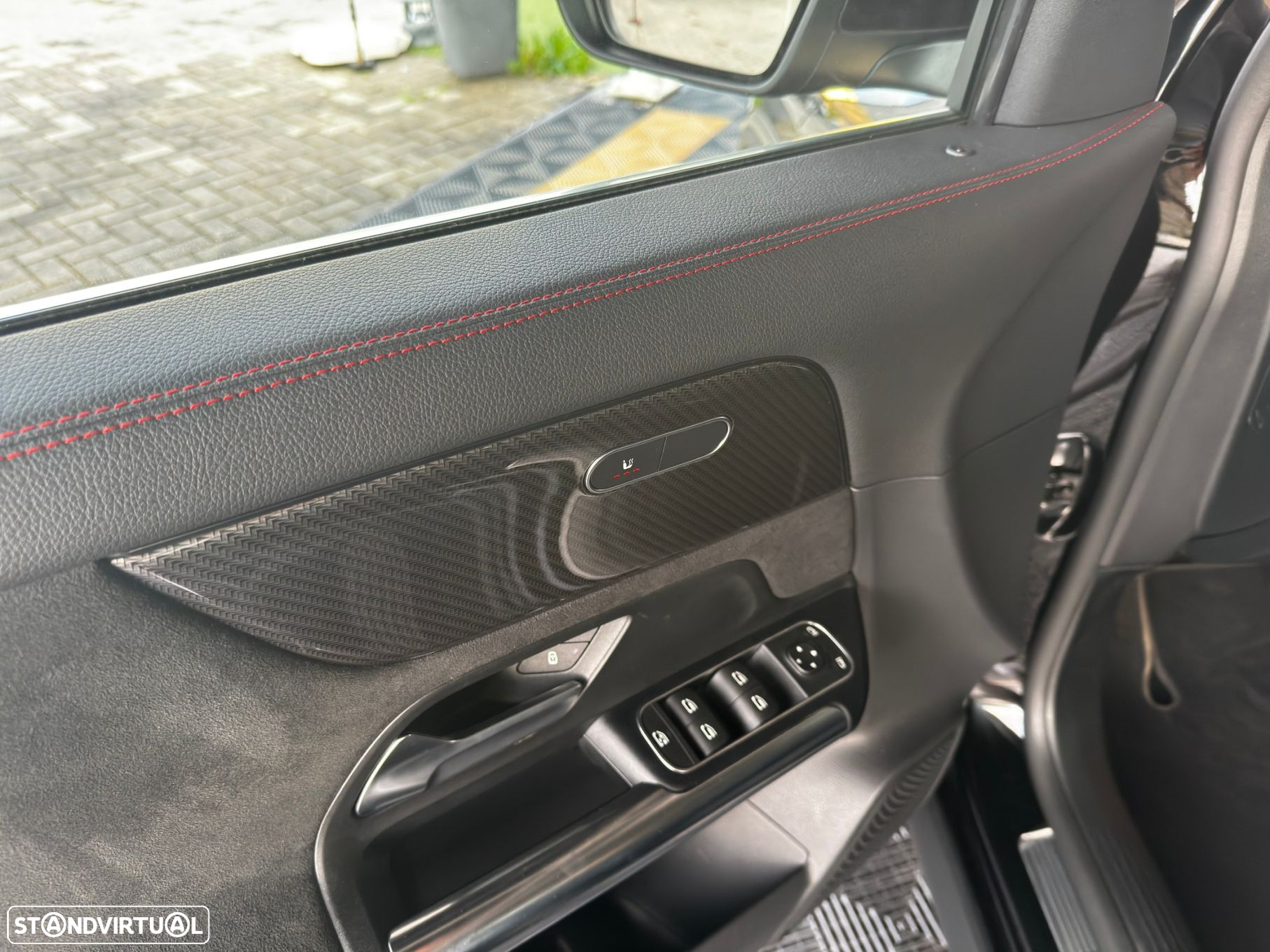 Mercedes-Benz GLA 250 e AMG Line - 13