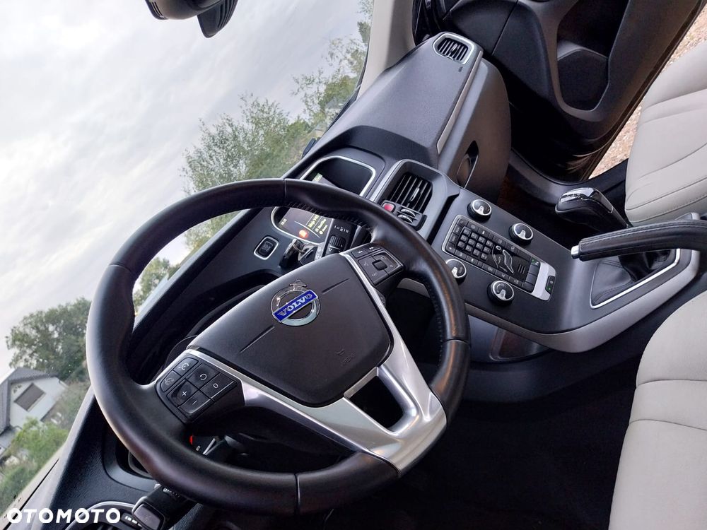 Volvo V40 D2 Ocean Race - 22