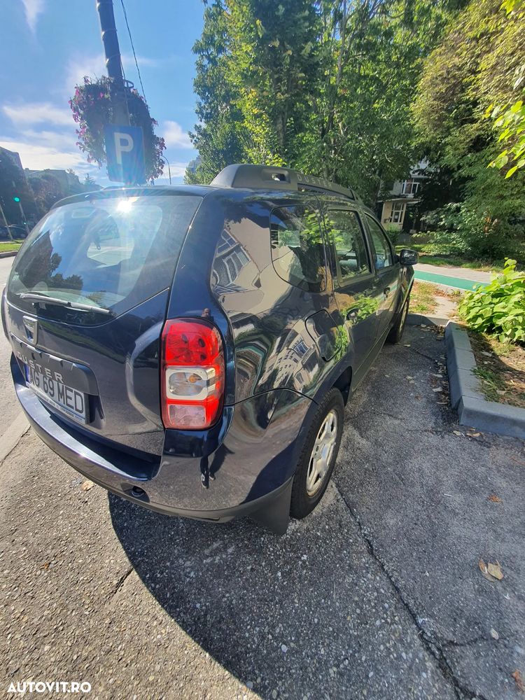 Dacia Duster 1.6 4x2 Laureate - 4