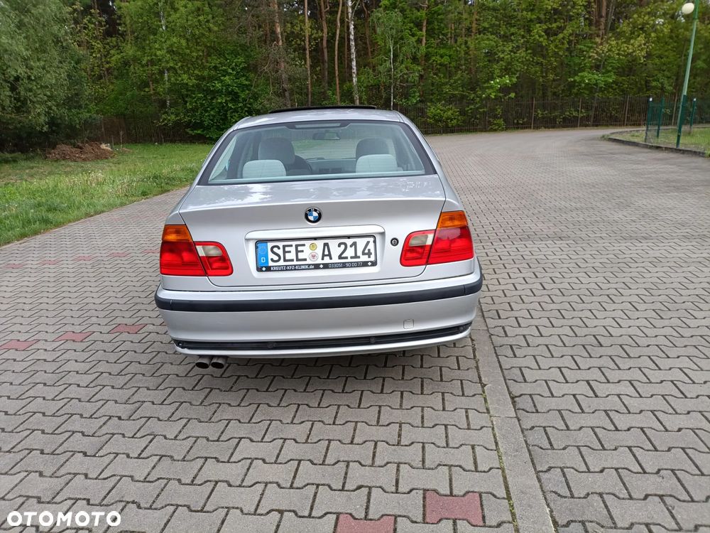 BMW Seria 3 - 25