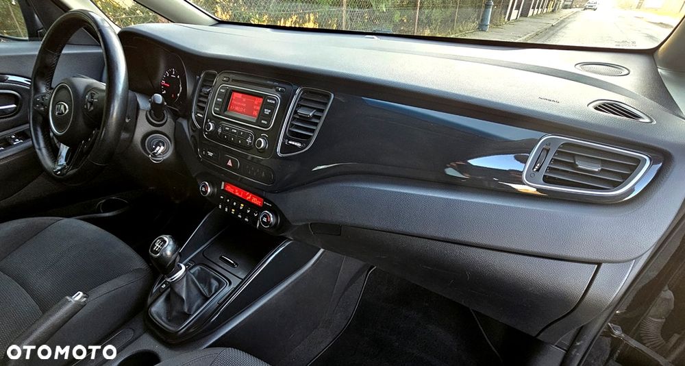 Kia Carens 1.7 CRDi Vision - 20