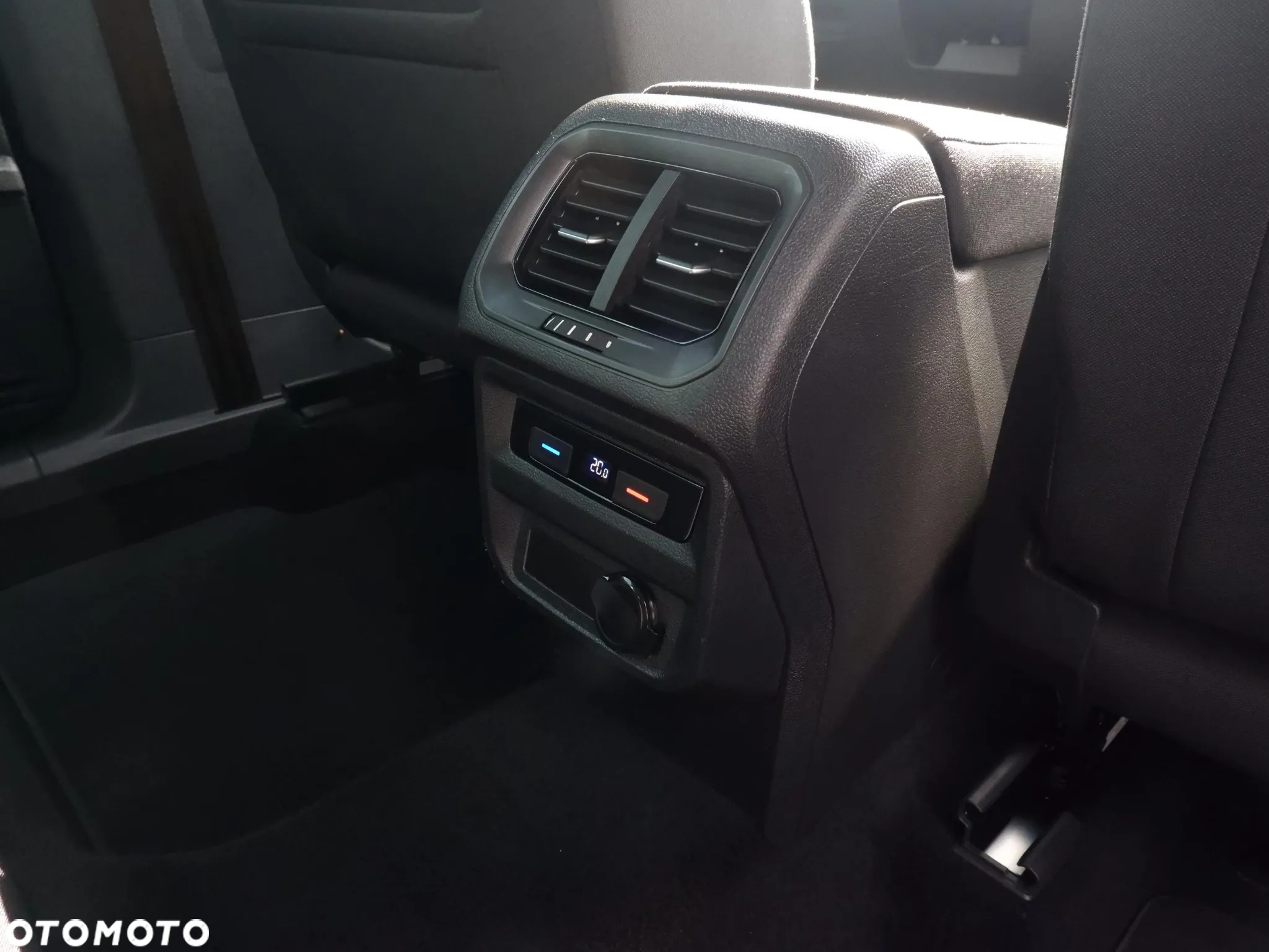 Volkswagen Tiguan 1.5 TSI EVO Life DSG - 17
