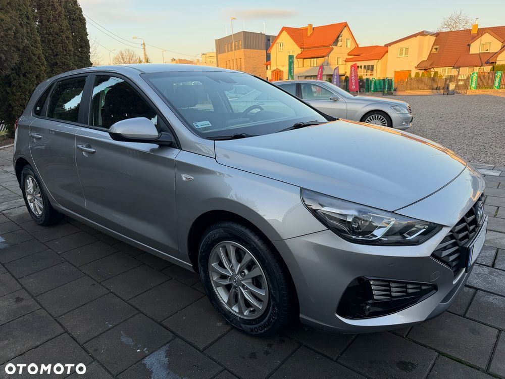Hyundai i30 1.5 DPI Classic + - 4