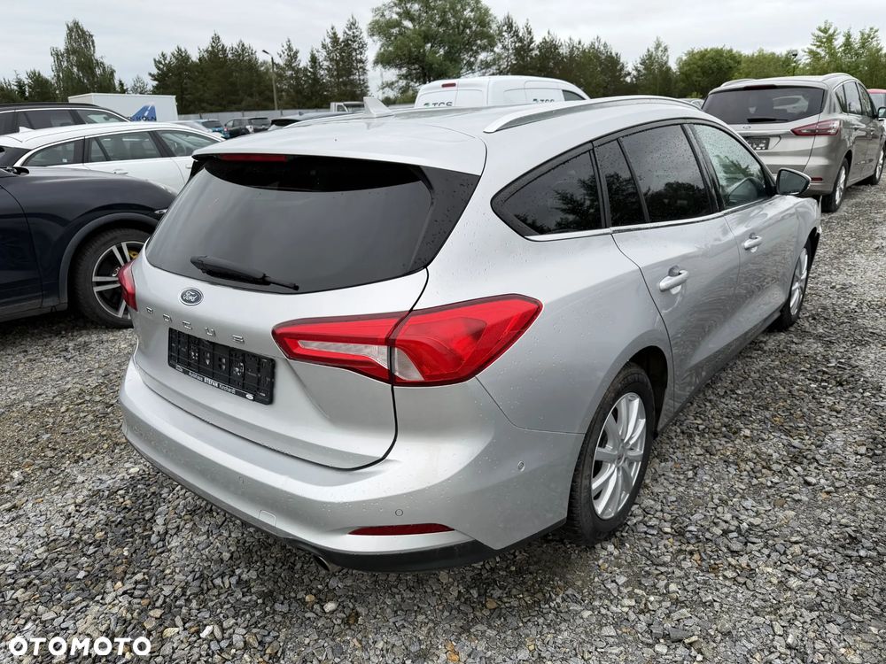 Ford Focus 2.0 EcoBlue Titanium Business - 5