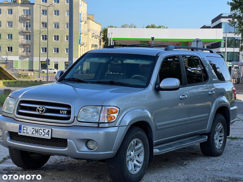 Toyota Sequoia - 2